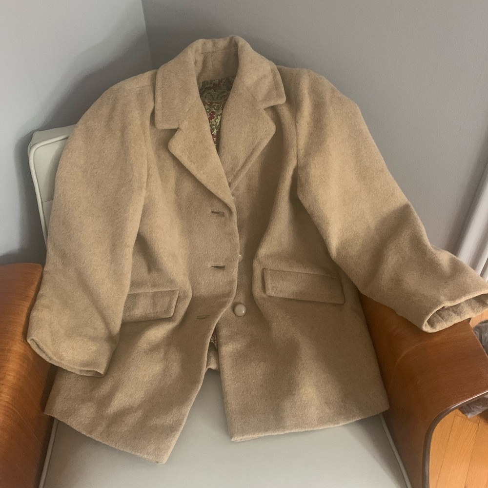 ❤️ 89. Vintage Classic Tan Wool Coat - Modern fit ❤️ - Picture 1 of 15